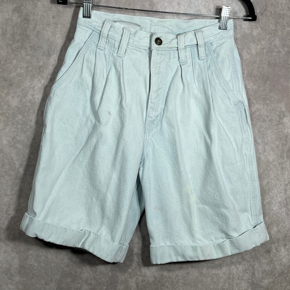 Vintage Bill Blass Bermuda Shorts Women 6 Blue Light Jorts Denim Cuffed Pleated